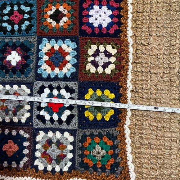 (HD) Crochet Granny Square Afghan Lap Throw - Picture 7 of 7